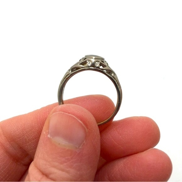 Distressed Filigree Abalone Shell Heart Ring - Picture 6 of 16